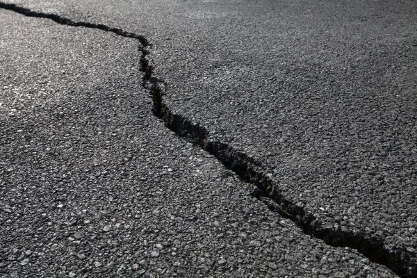 Cost of Asphalt Crack Filling in Claremore