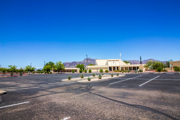 Parking Lot Crack Filling in Claremore